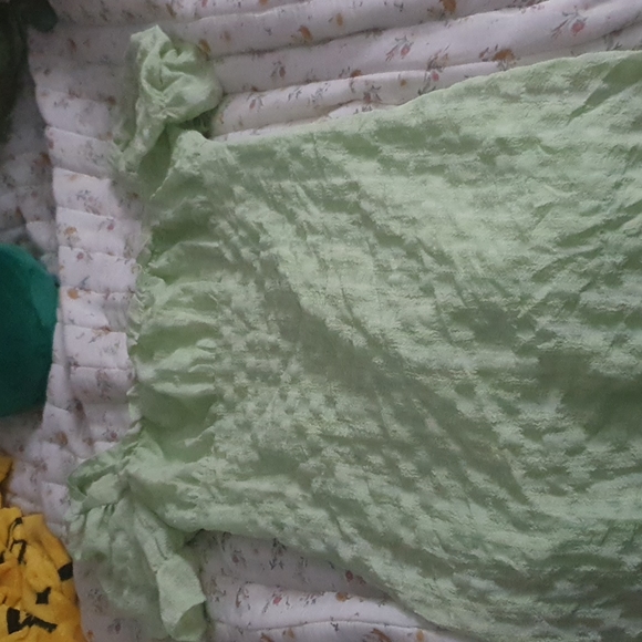 Green dress - Picture 1 of 1